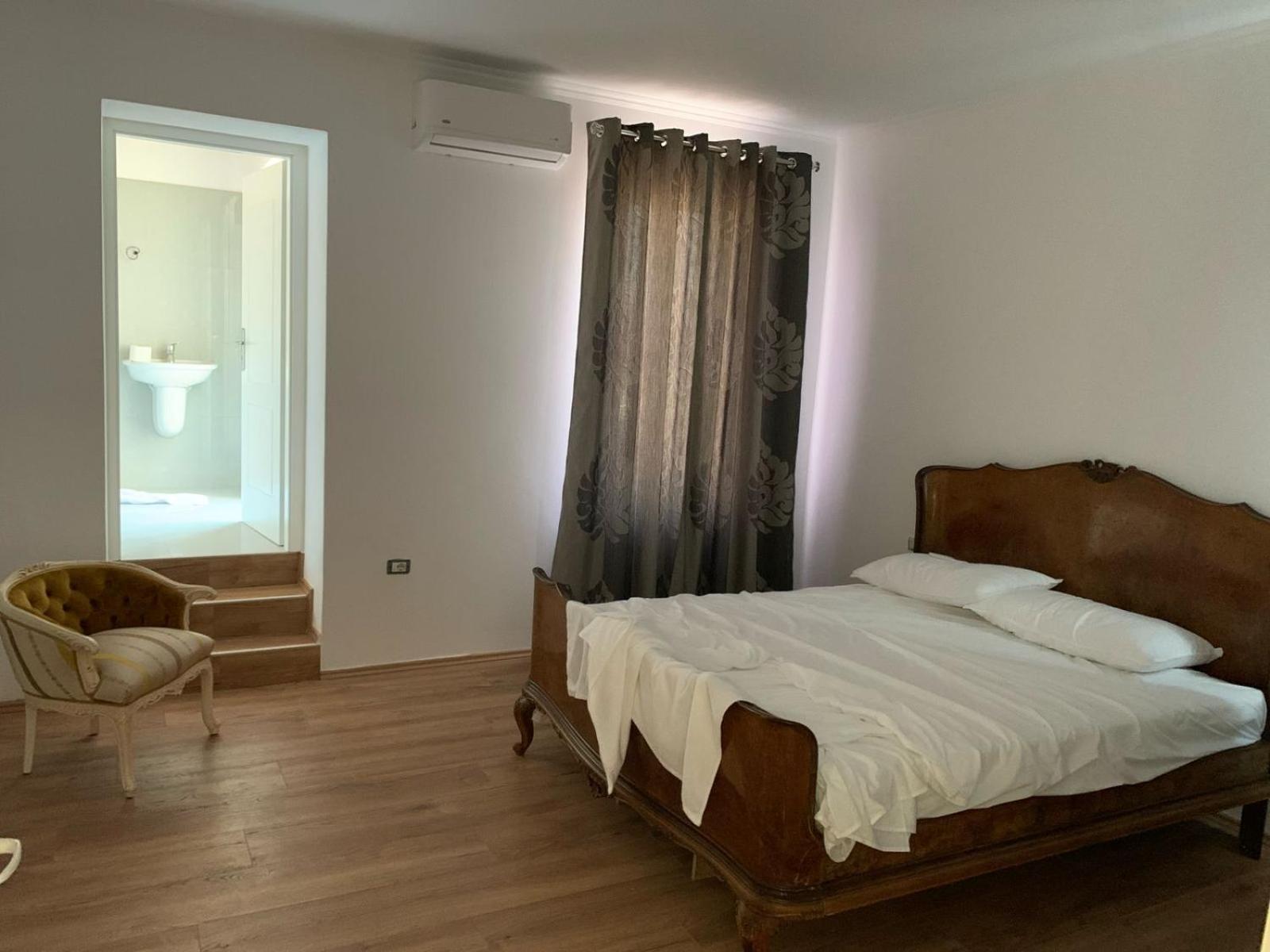 Vintage Bed and breakfast